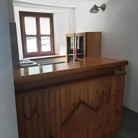 Antica Casa Occitana فندق مبيت وإفطار سامبير