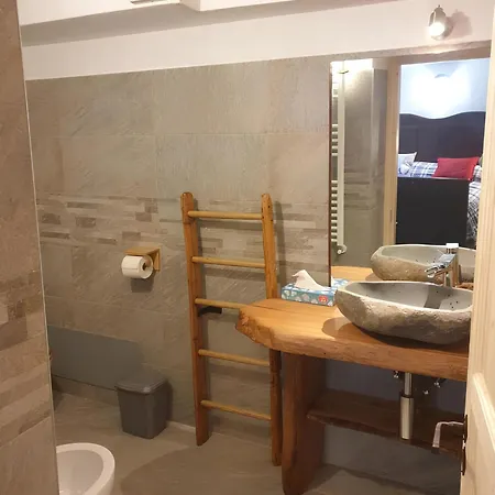 Bed & Breakfast Antica Casa Occitana 3*